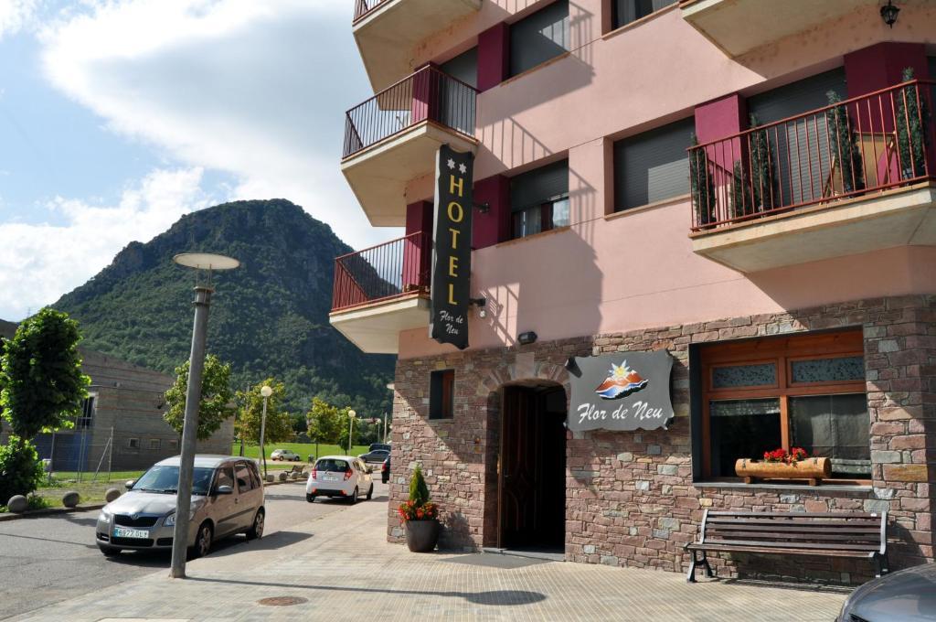 Hotel Flor De Neu Pont de Suert Exterior foto